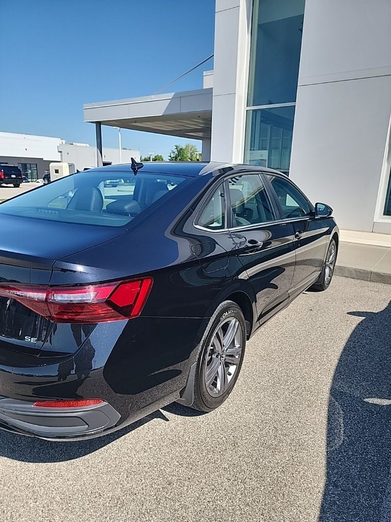2023 Volkswagen Jetta SE