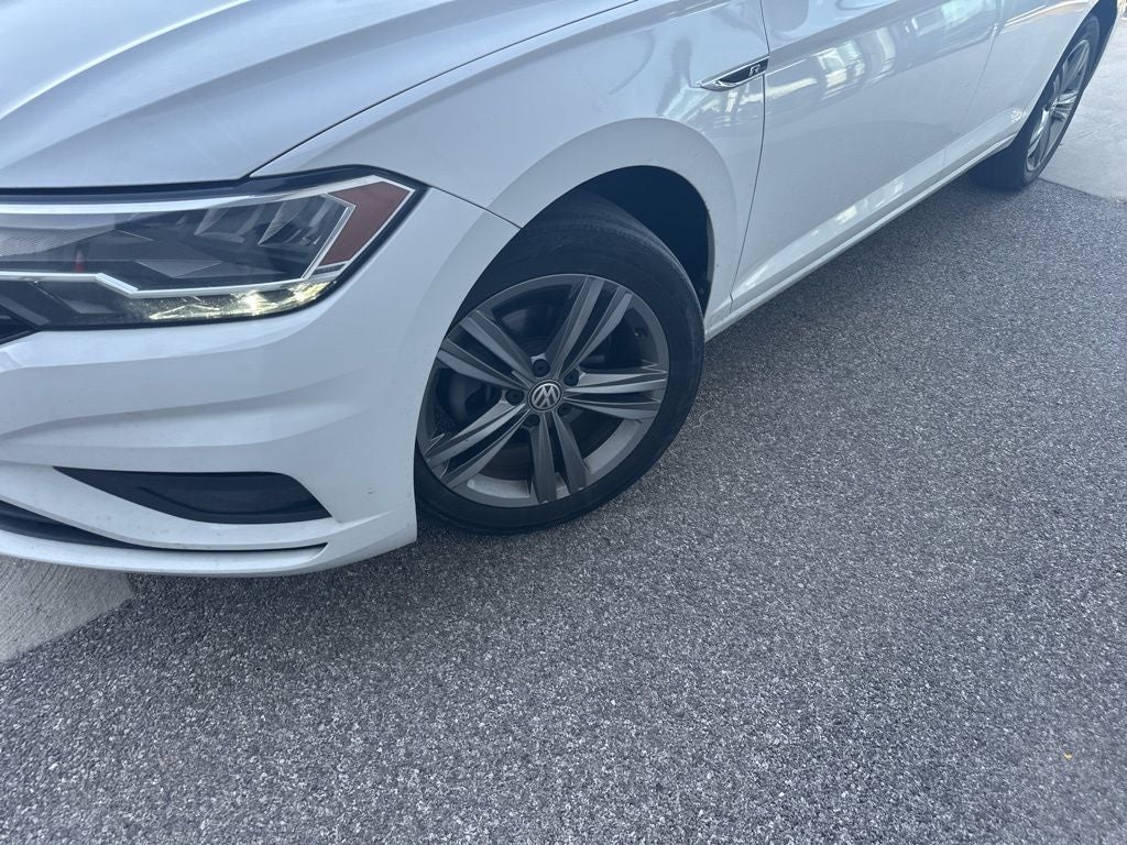 2019 Volkswagen Jetta R-Line