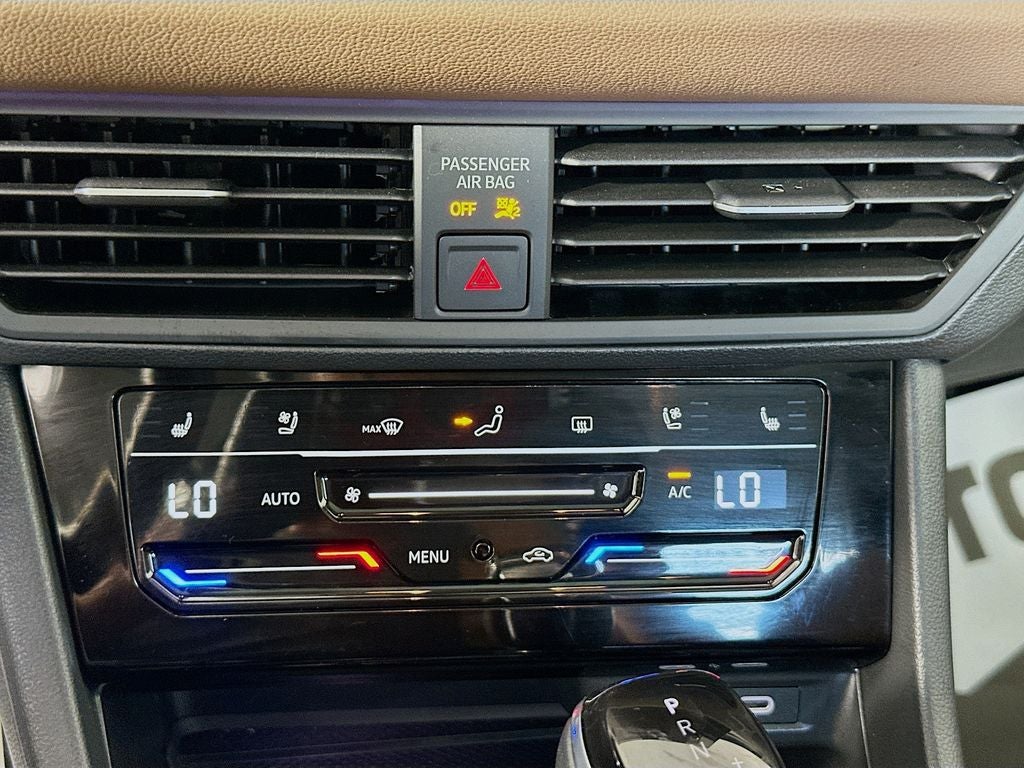 2025 Volkswagen Jetta SEL