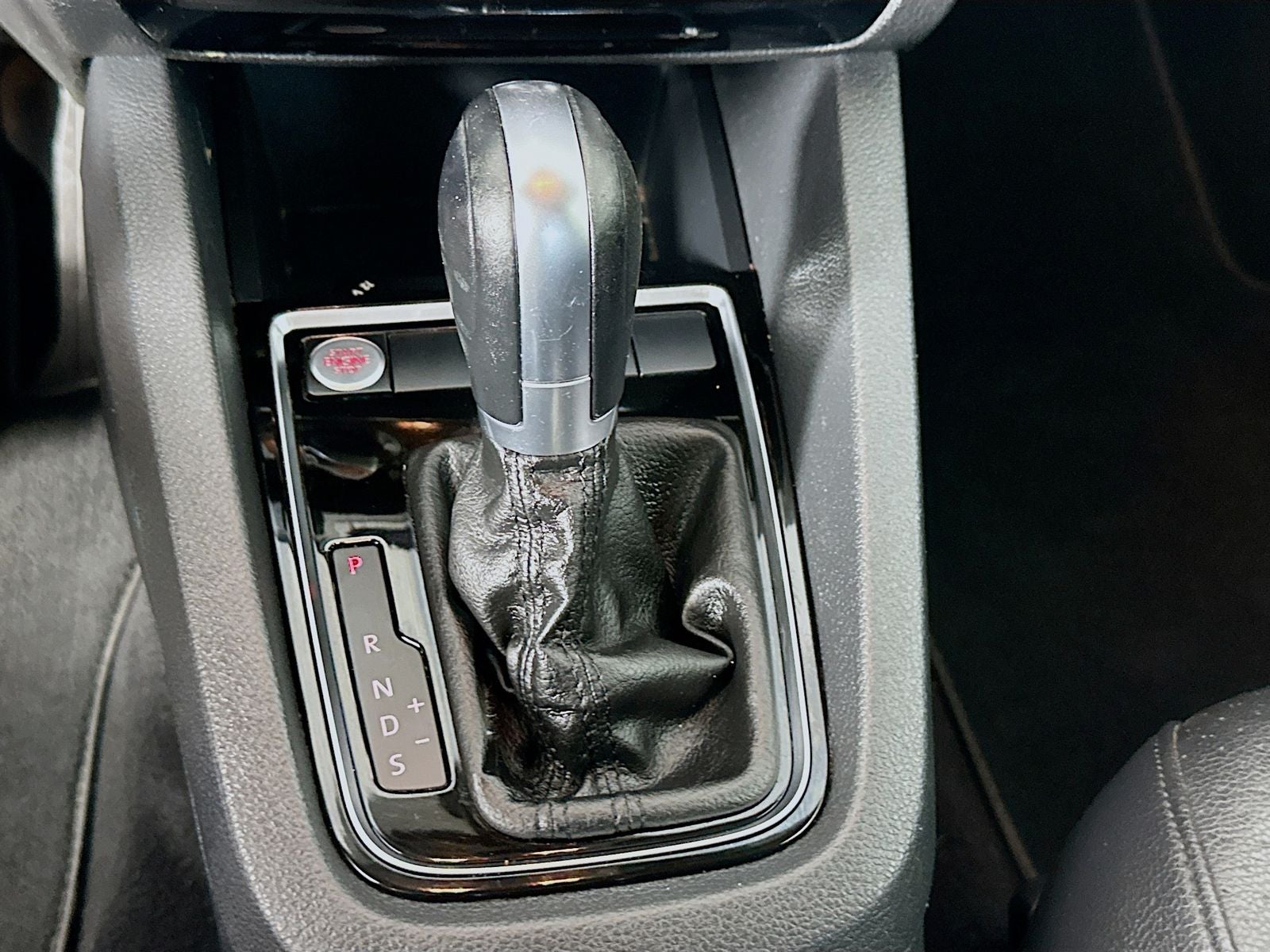 2016 Volkswagen Jetta 1.8T SEL