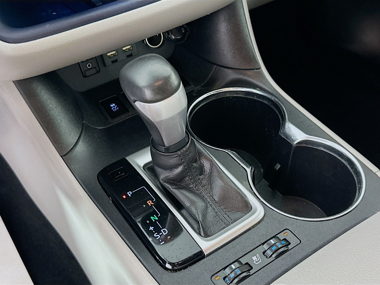 2019 Toyota Highlander Limited Platinum