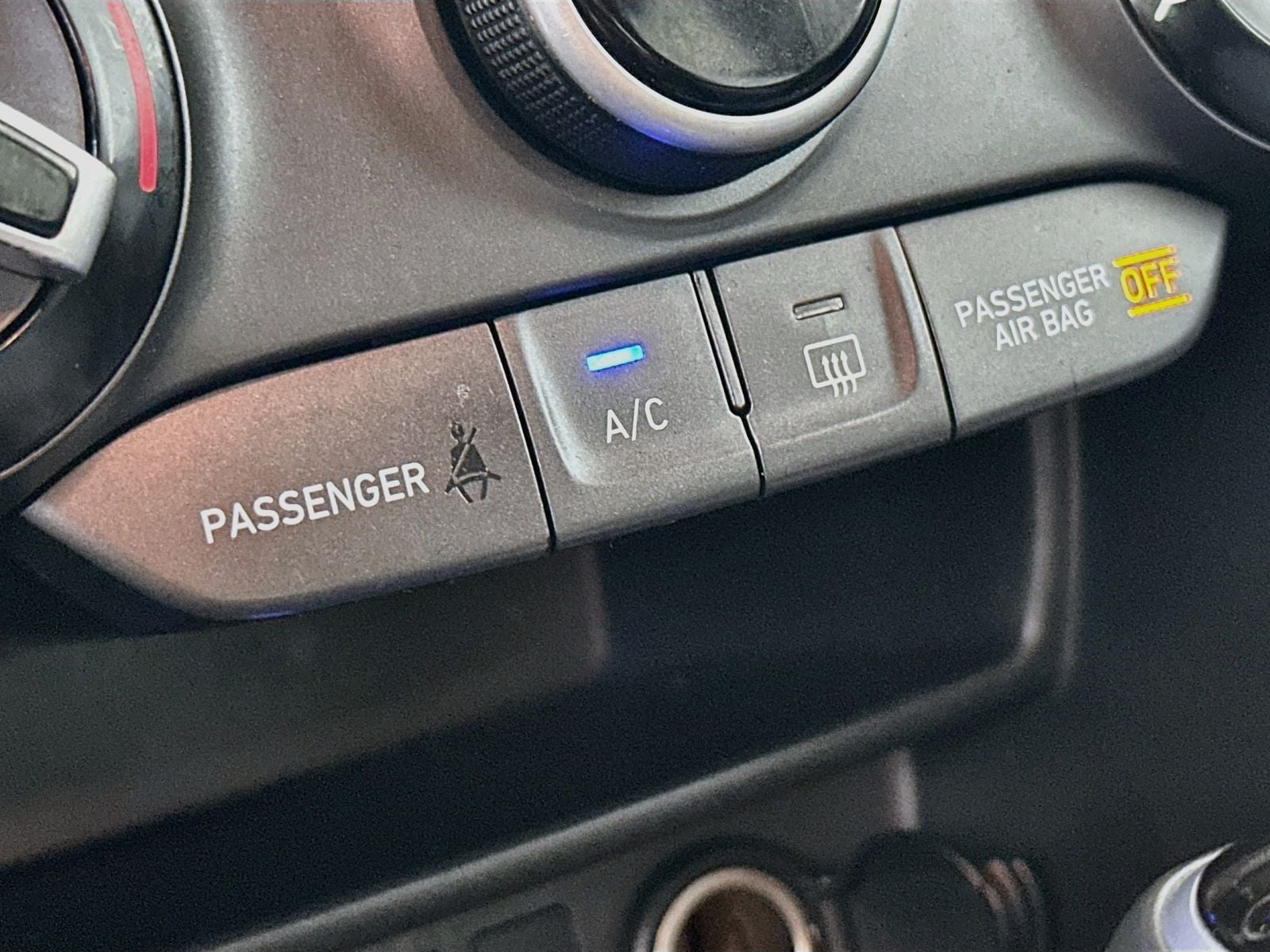2020 Hyundai Kona SEL Plus