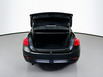 2018 BMW 3 Series 320i