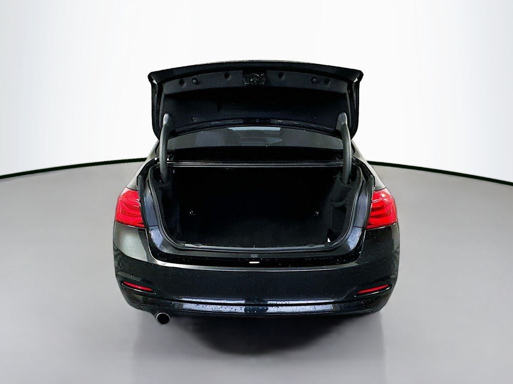 2018 BMW 3 Series 320i