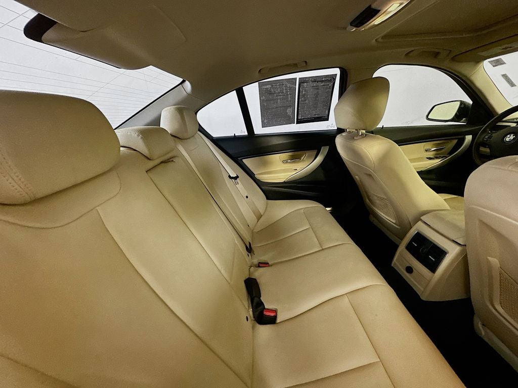 2018 BMW 3 Series 320i