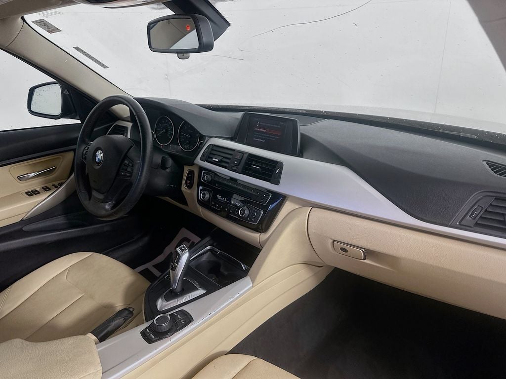 2018 BMW 3 Series 320i