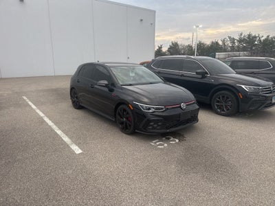 2022 Volkswagen Golf GTI SE