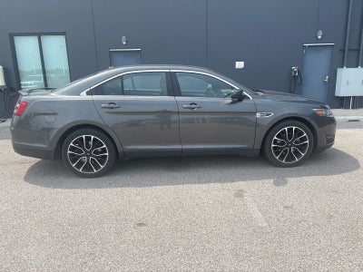 2019 Ford Taurus SEL