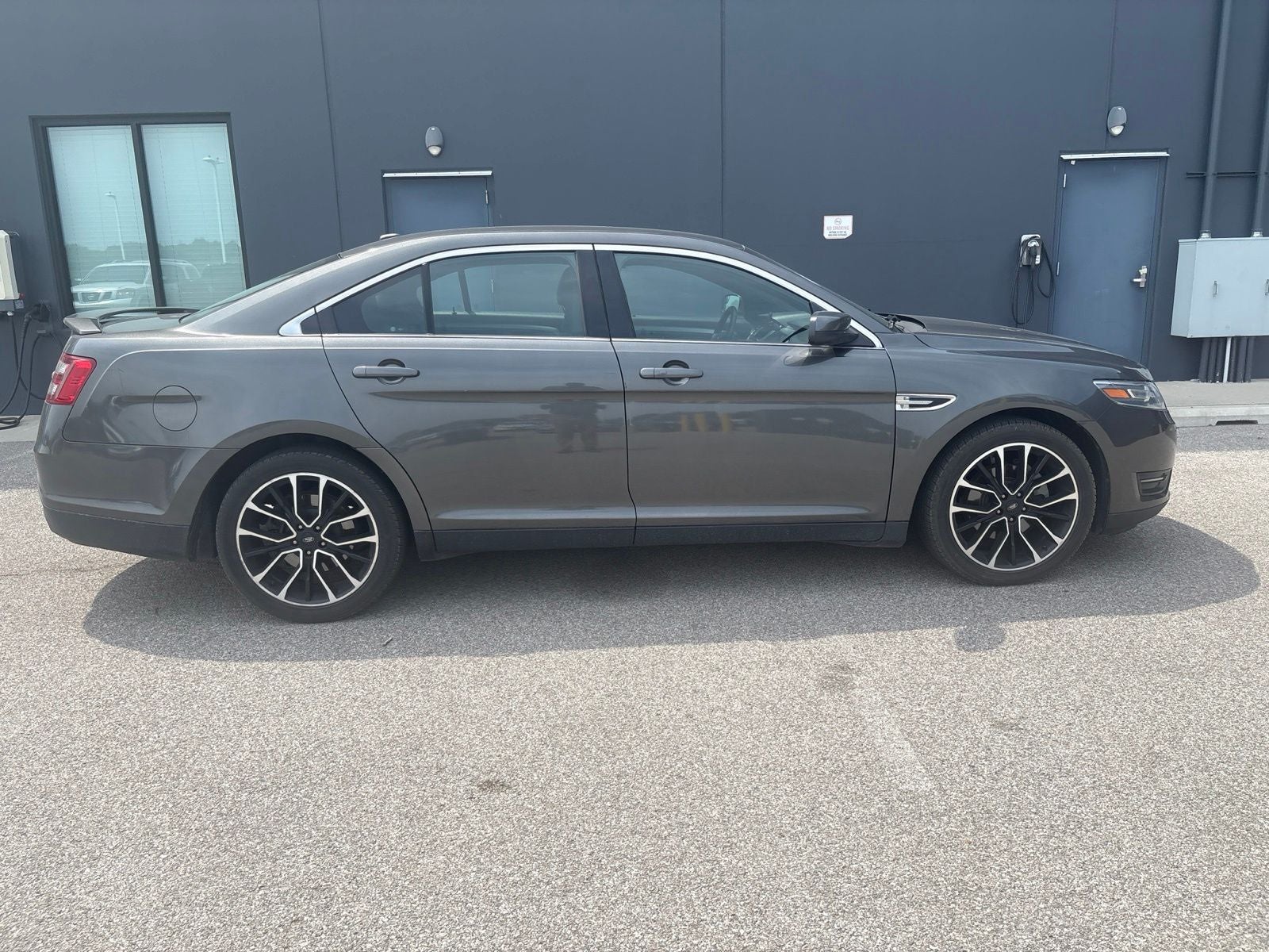 2019 Ford Taurus SEL