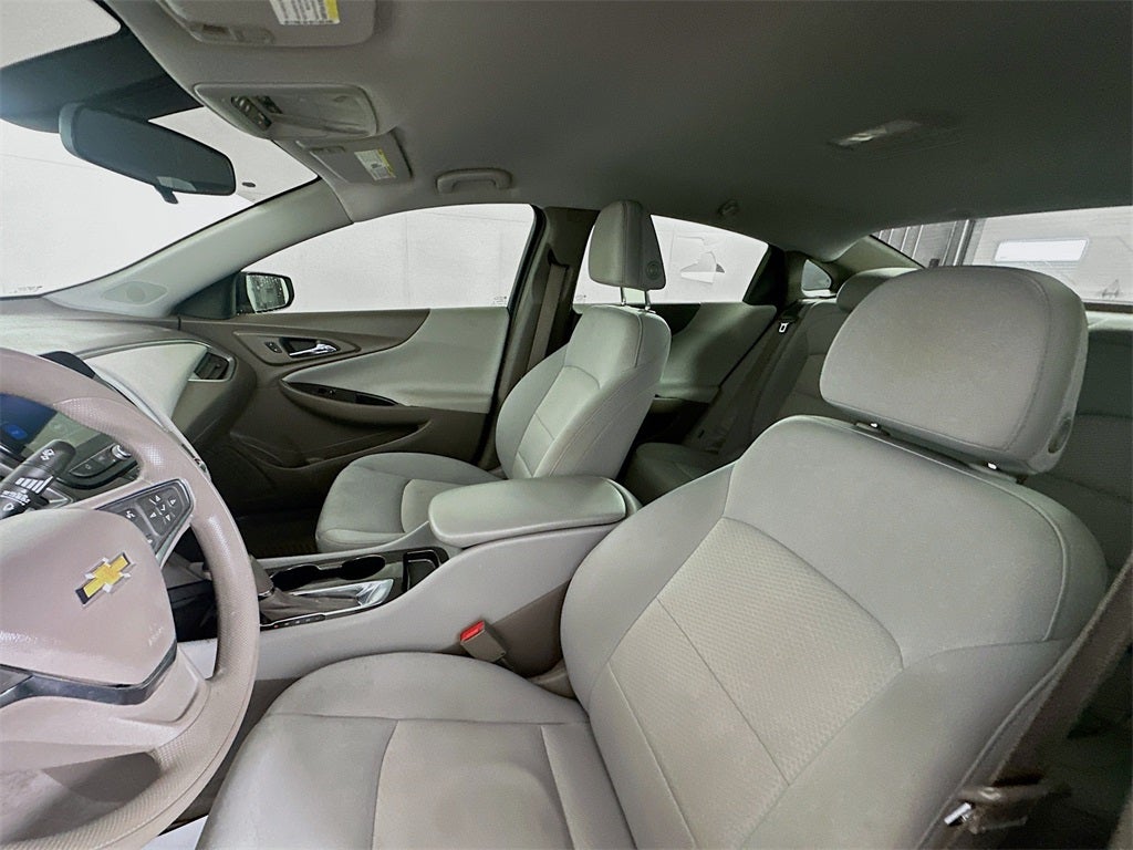 2020 Chevrolet Malibu LS 1LS