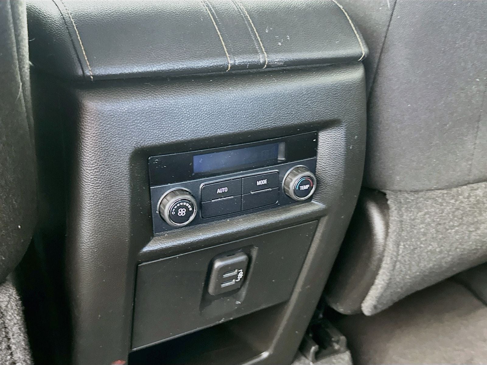2018 Chevrolet Traverse LT Cloth w/1LT