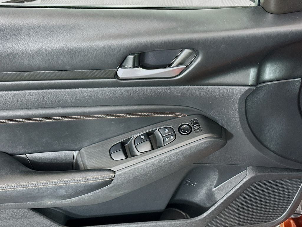 2022 Nissan Altima 2.0 SR