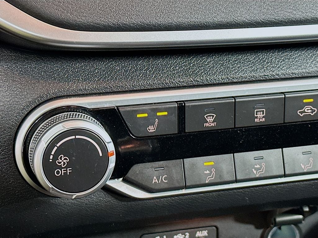 2022 Nissan Altima 2.0 SR