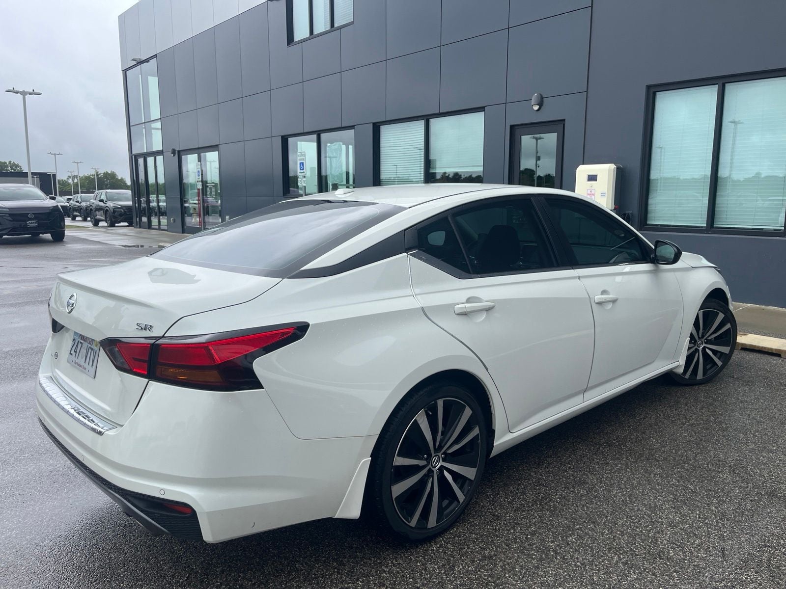 2022 Nissan Altima 2.5 SR