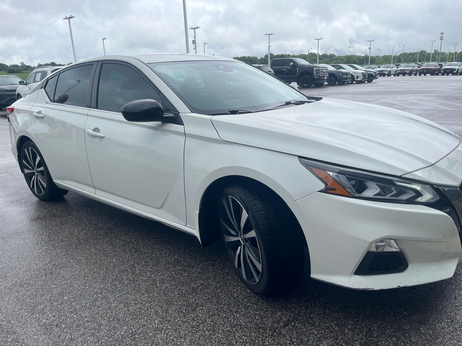 2022 Nissan Altima 2.5 SR