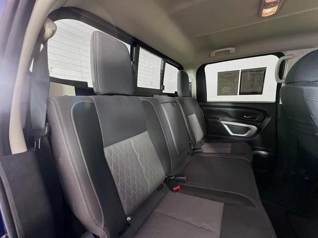 2021 Nissan Titan SV