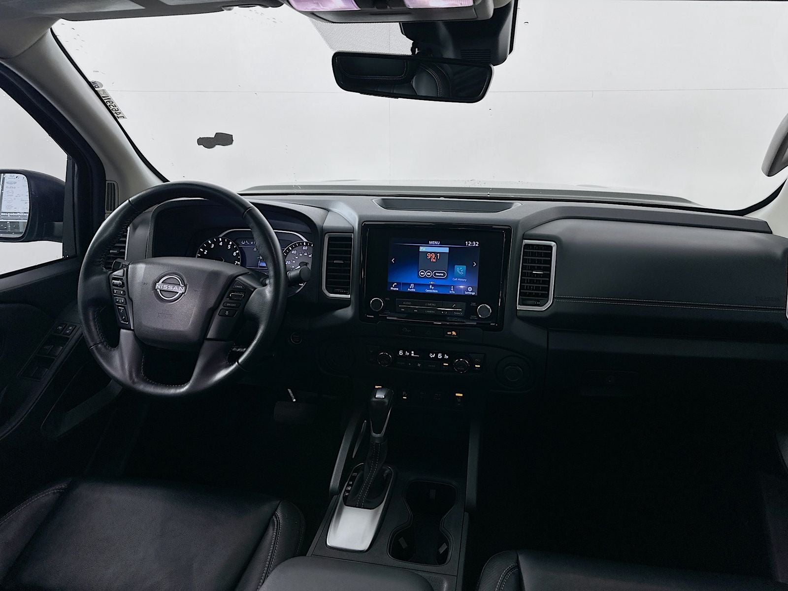 2024 Nissan Frontier SL