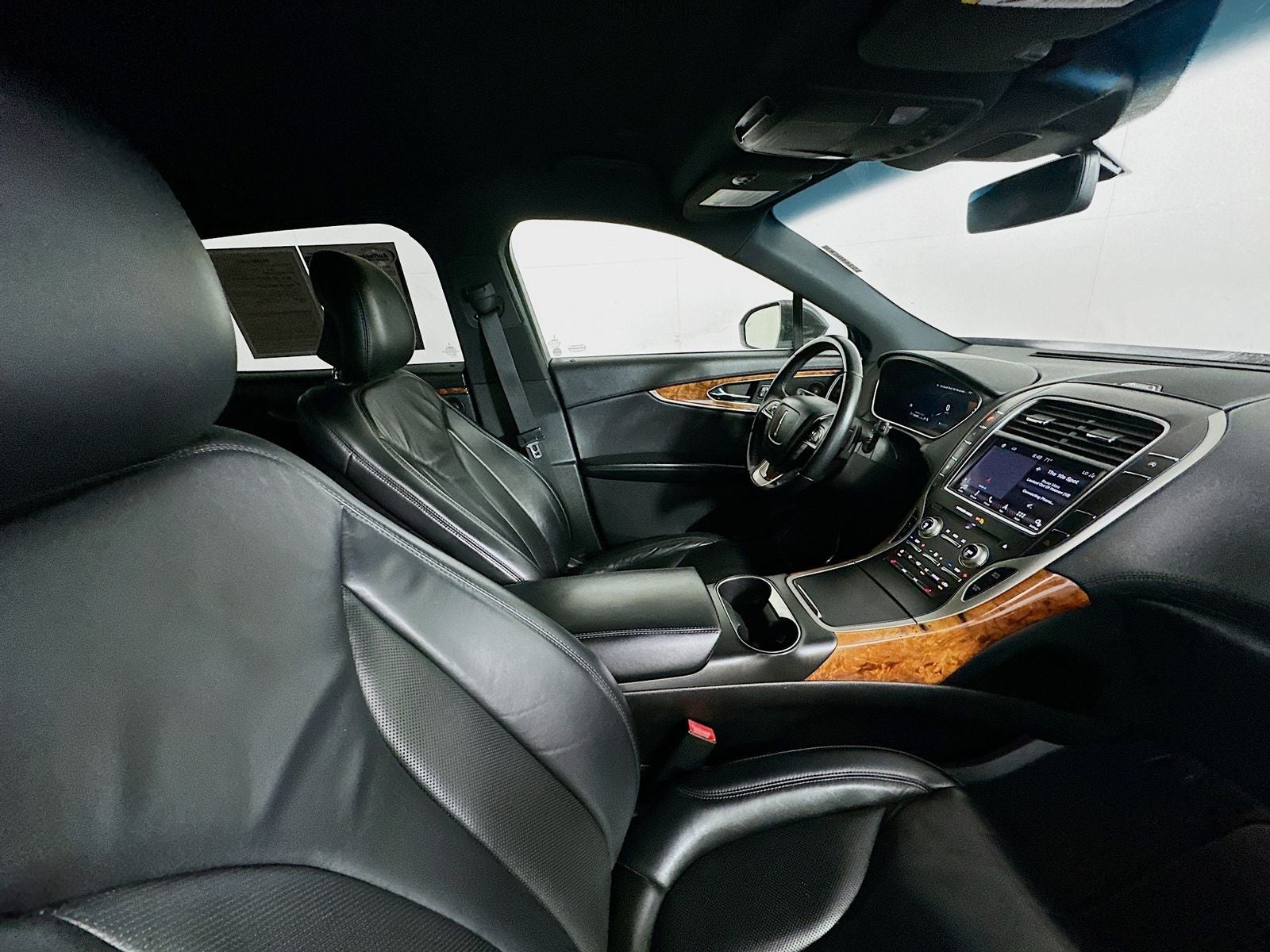 2019 Lincoln Nautilus Select