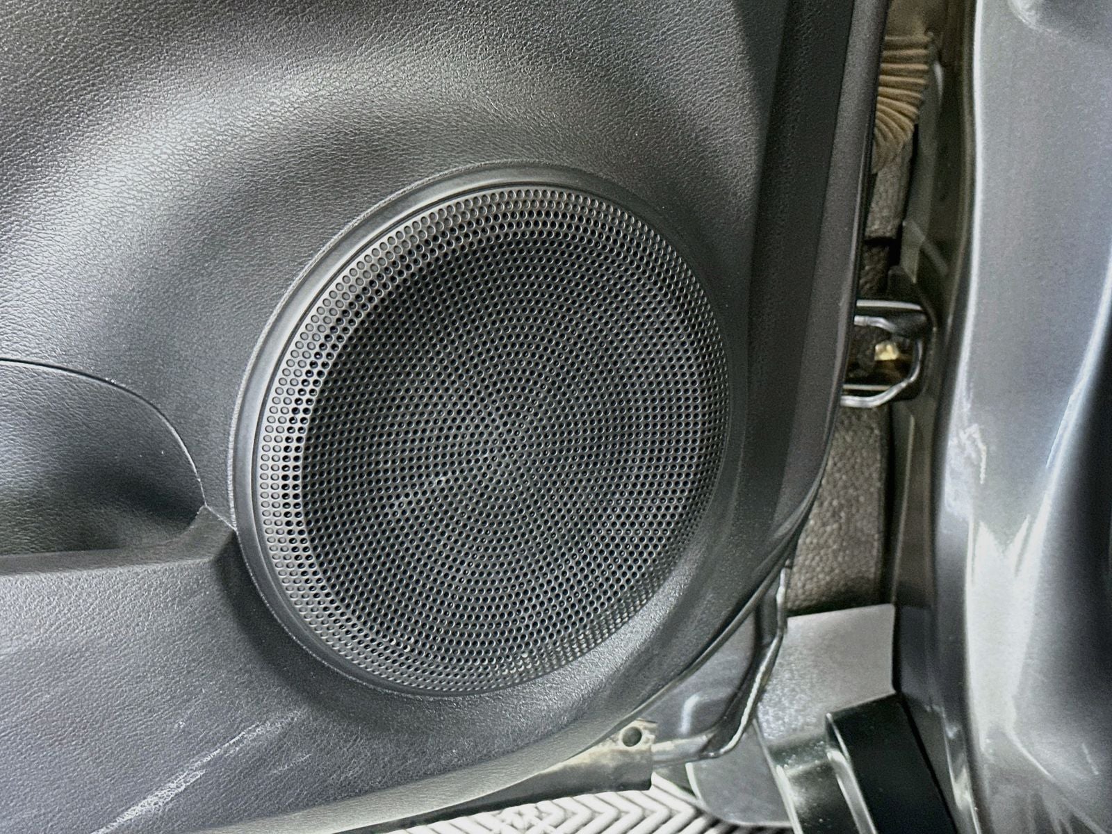 2022 Nissan Kicks S
