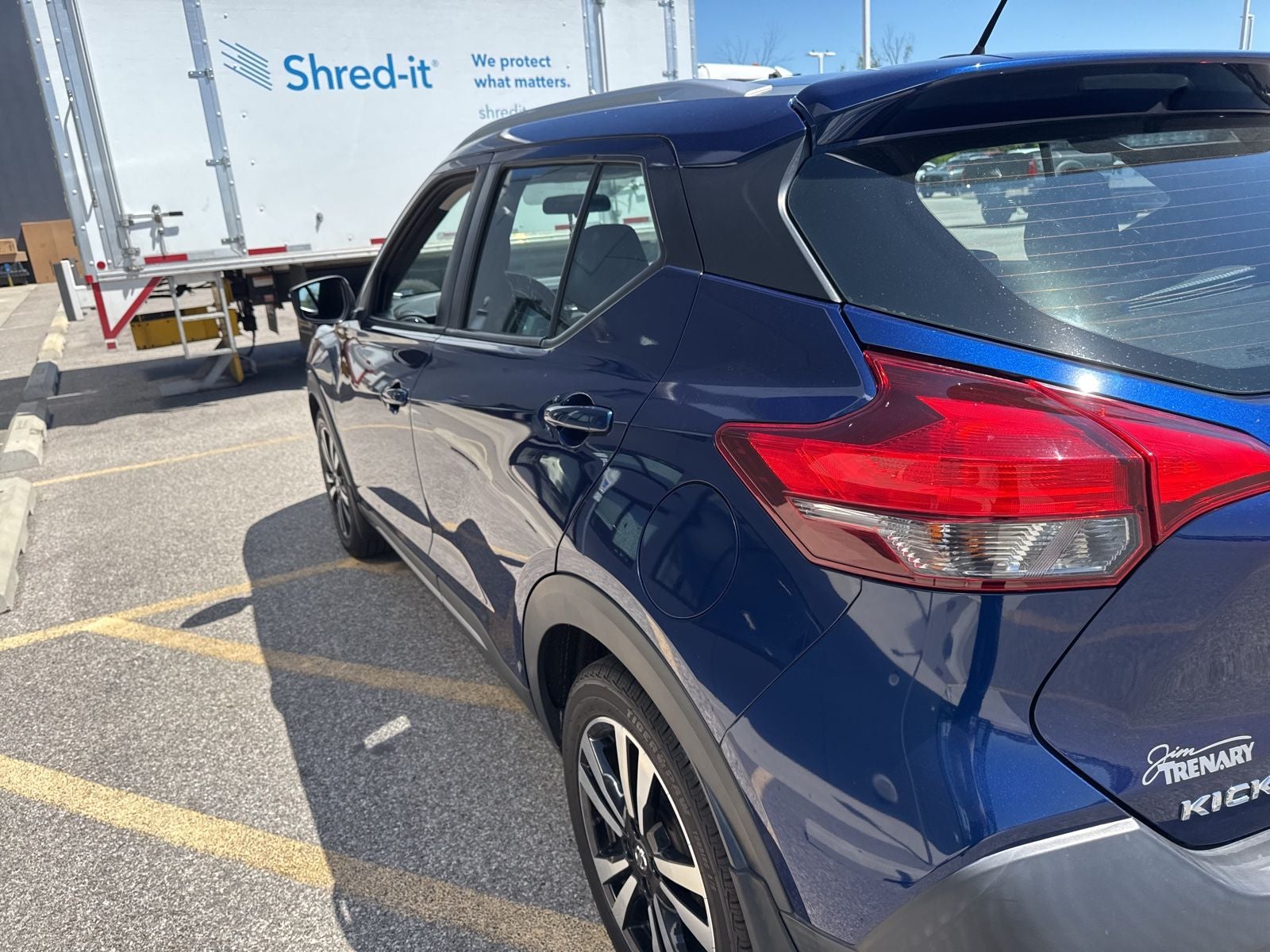 2019 Nissan Kicks SR