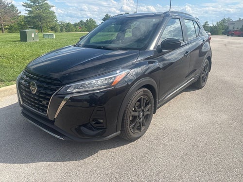 2021 Nissan Kicks SR
