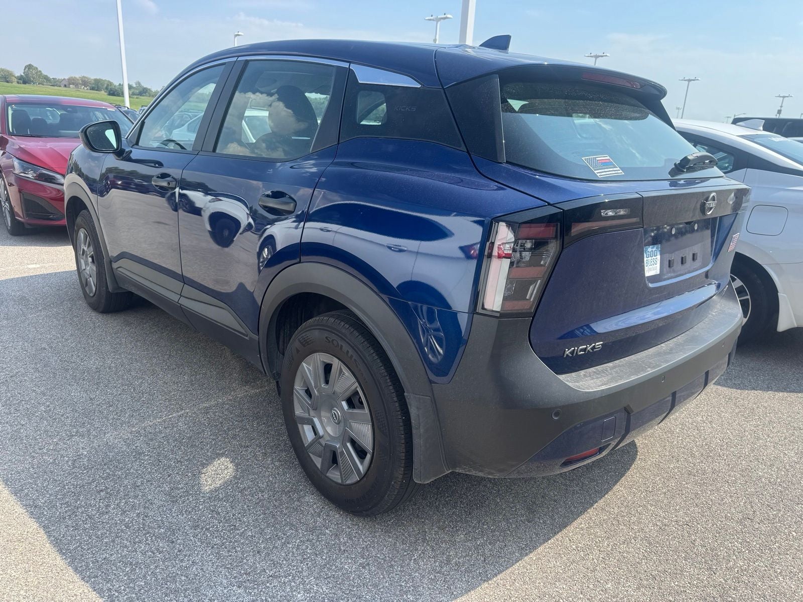 2025 Nissan Kicks S