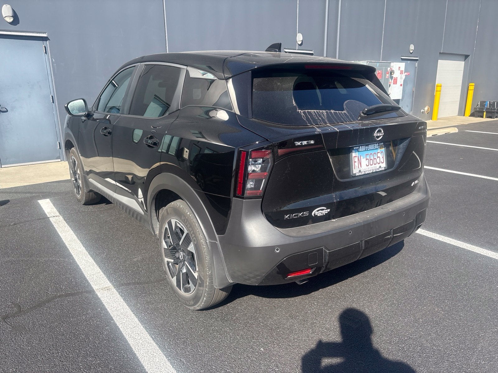 2025 Nissan Kicks SV