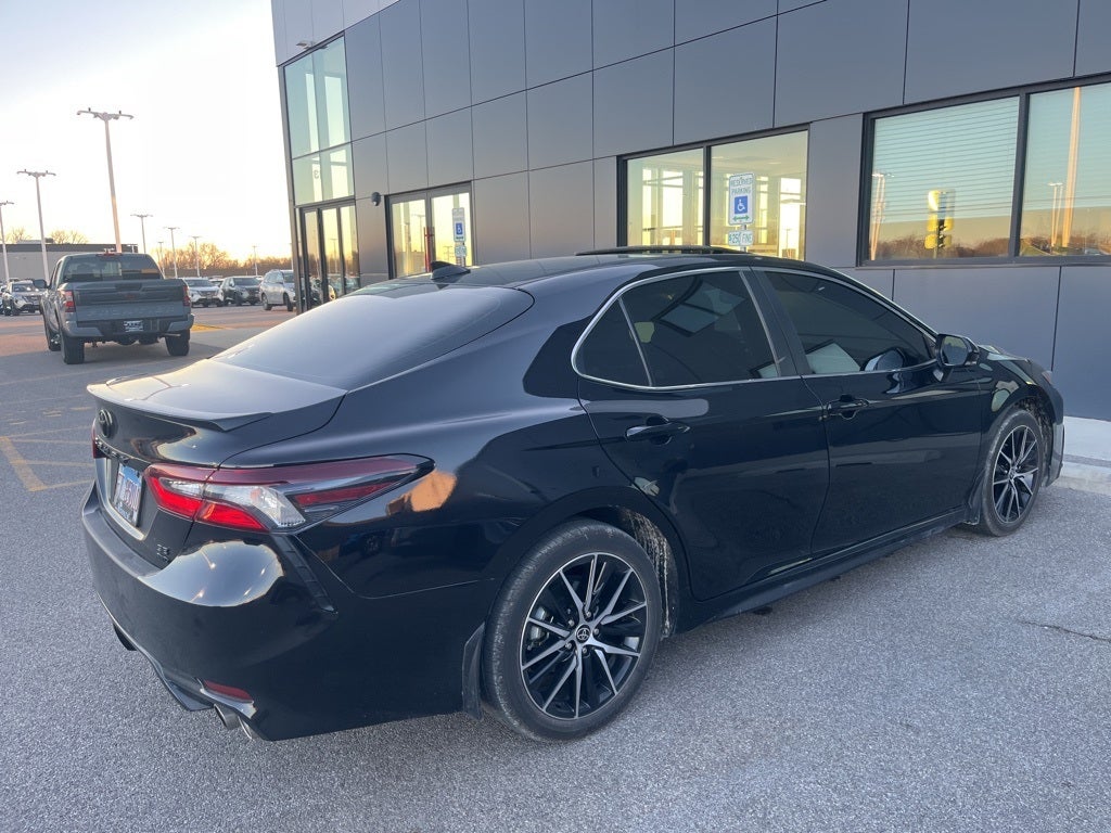 2024 Toyota Camry SE