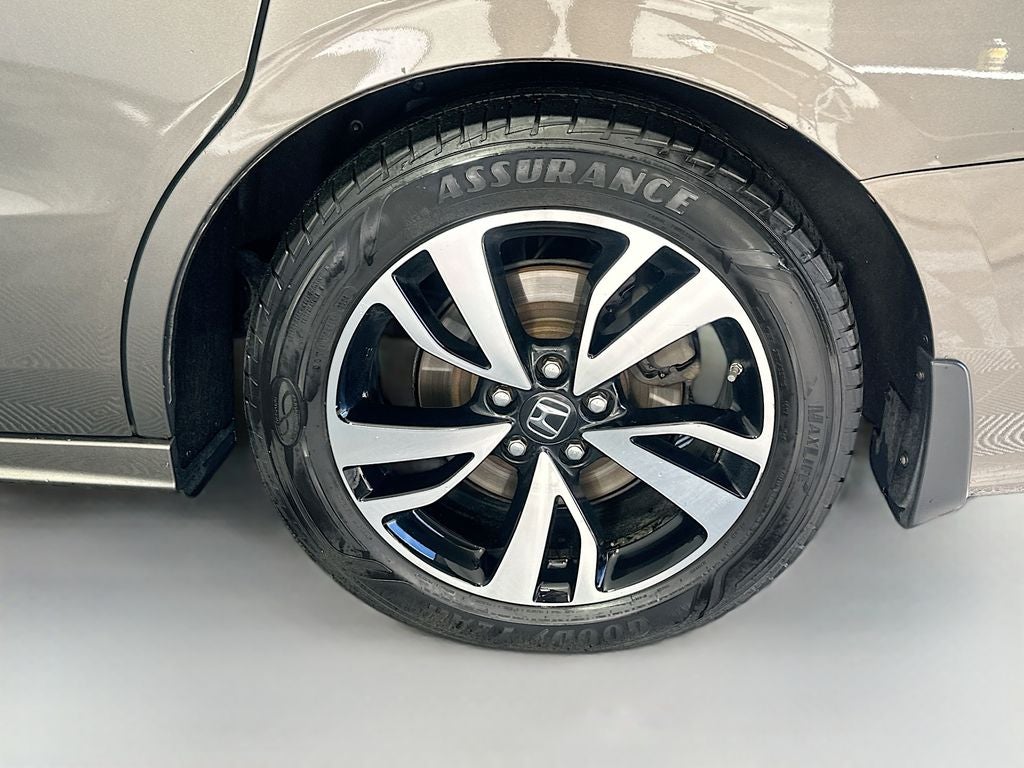 2019 Honda Odyssey Elite