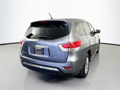 2015 Nissan Pathfinder S