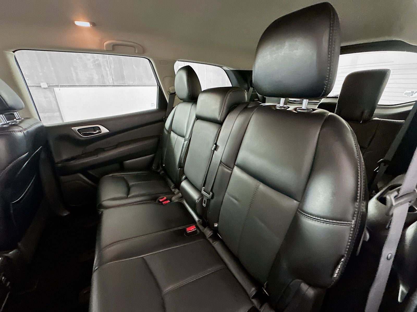 2020 Nissan Pathfinder SL