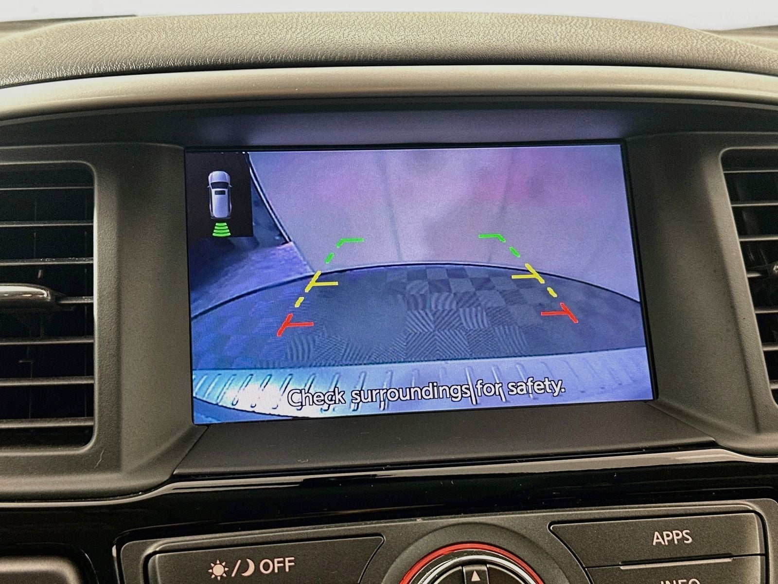 2018 Nissan Pathfinder SV