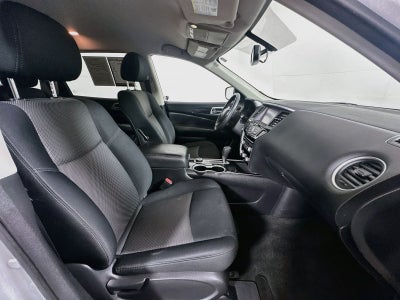 2018 Nissan Pathfinder SV