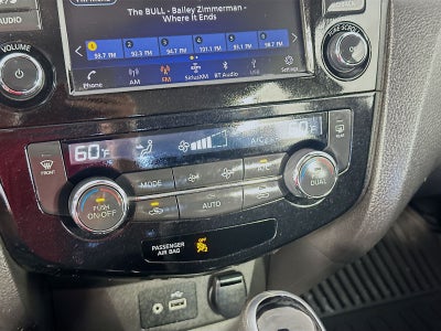 2022 Nissan Rogue Sport SV