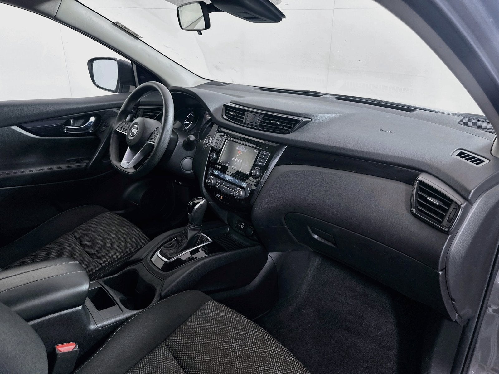 2020 Nissan Rogue Sport SV