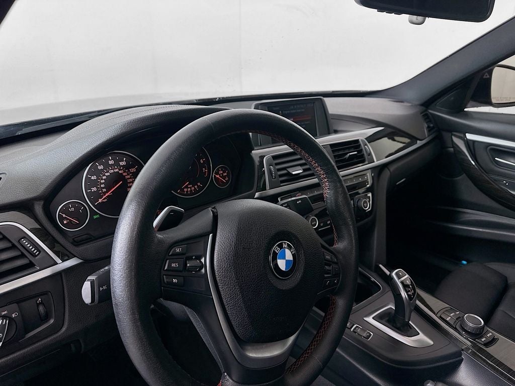 2018 BMW 3 Series 330i