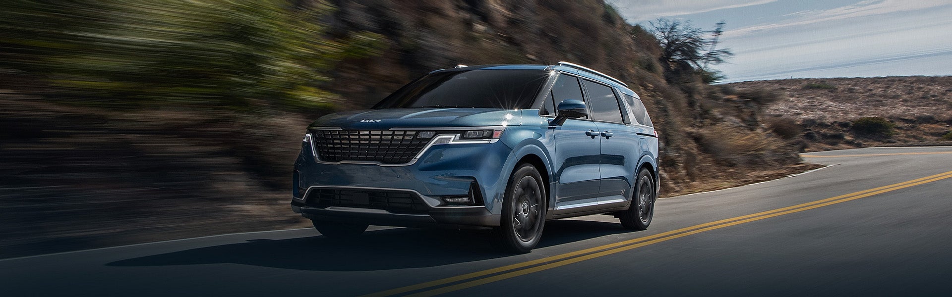 2025 Kia Carnival Hybrid in Shiloh, IL