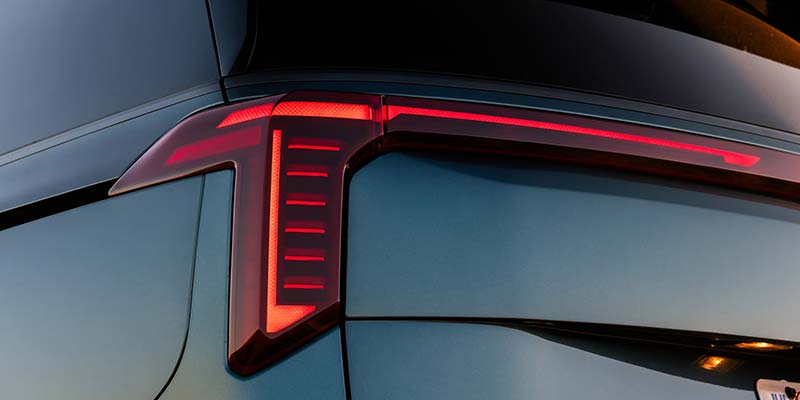 2026 kia Carnival back